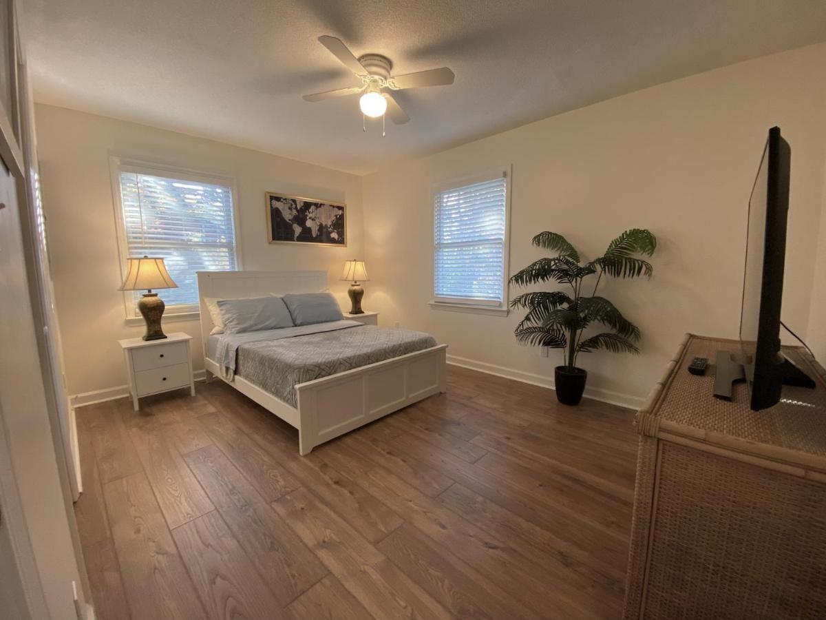 Cozy Three Bedroom House With Fireplace Wilmington Dış mekan fotoğraf
